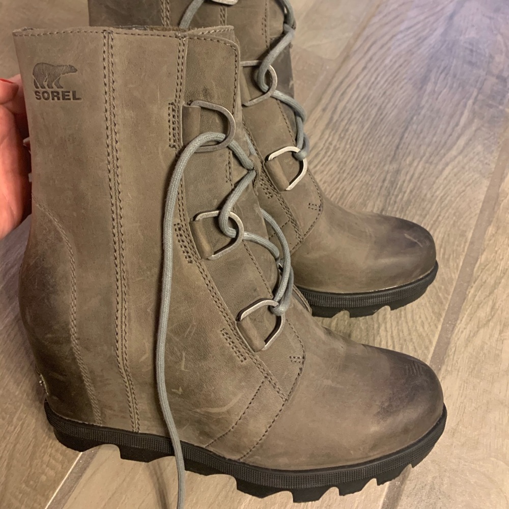Sorel wedge boots